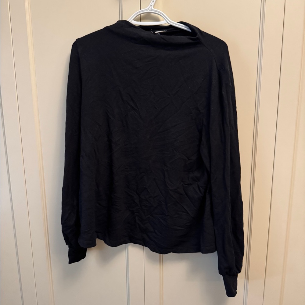 Encircled Black Comfy Blouse in large